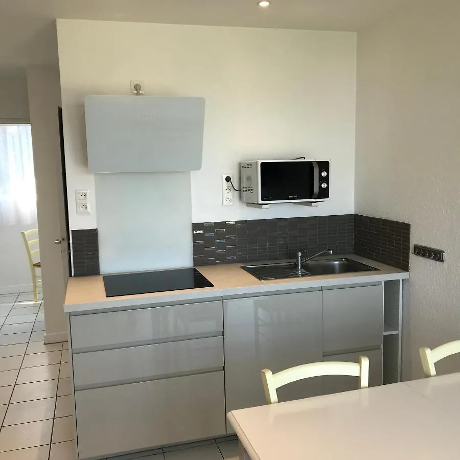 Holiday home Cottage 6 Pers Vue Sur Mer Piscine Trevou-Treguignec