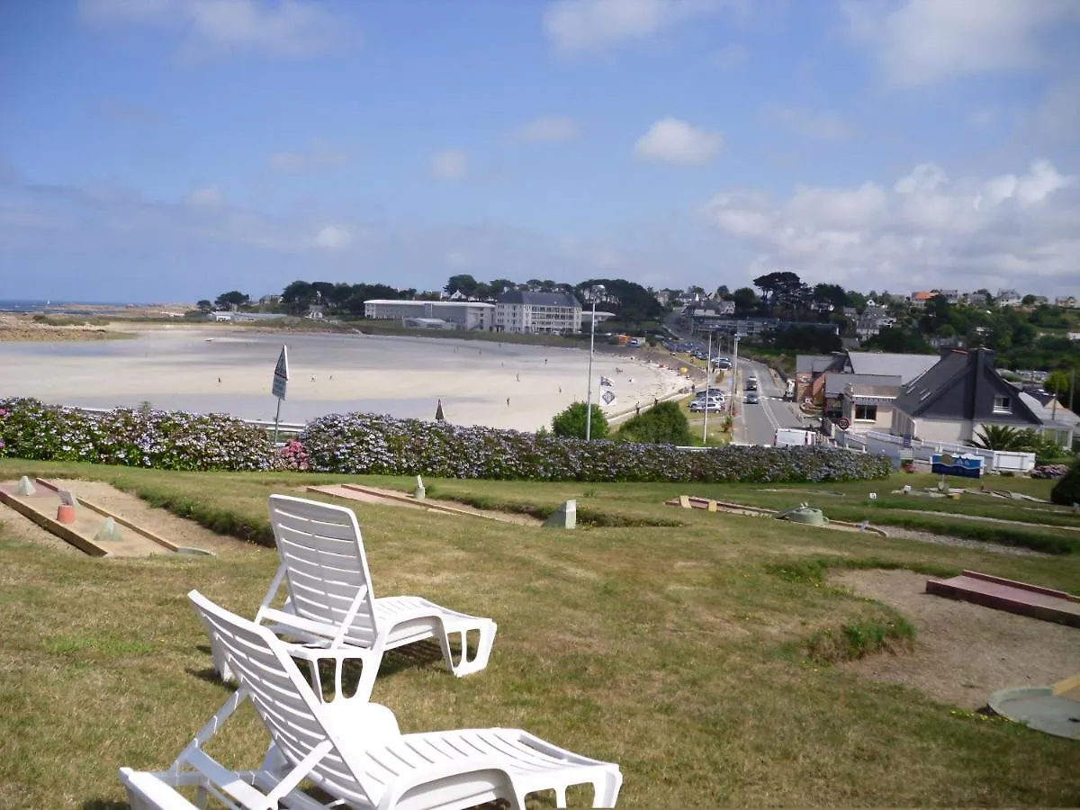 Holiday home Cottage 6 Pers Vue Sur Mer Piscine Trevou-Treguignec